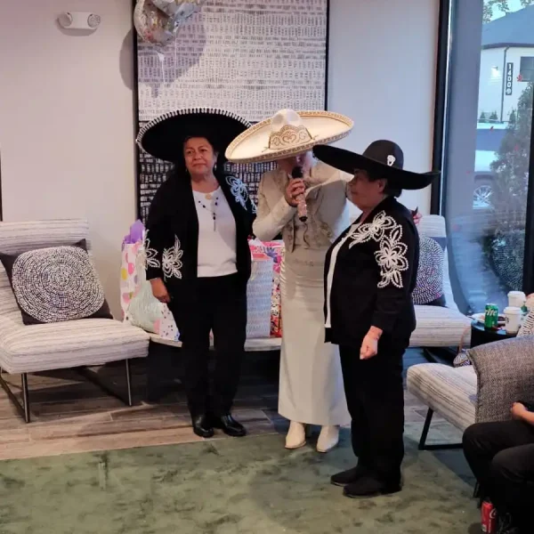 Angeles K La Charra de Atlanta (2)